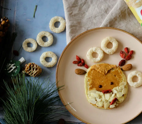 Reindeer Fruit Pancakes
